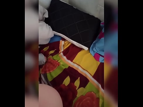 ❤️ השותפה שלי נשארת לבד בבית כי בעלה יוצא לחופשה ואני מנצלת את ההזדמנות לזיין אותה ולמלא לה את התחת בחלב ️❌ סרטון מזוין אצלנו iw.comicsporn.ru ️❤